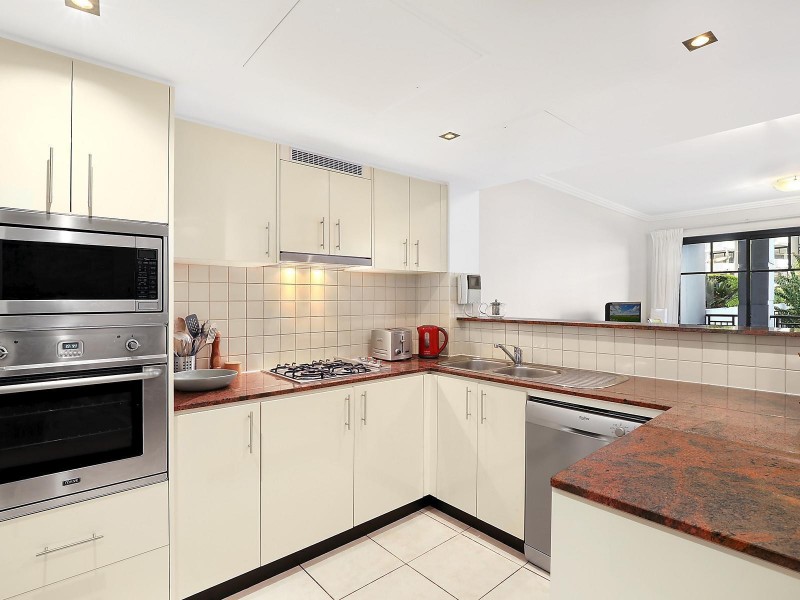 9/141 Bowden Street, Meadowbank NSW 2114