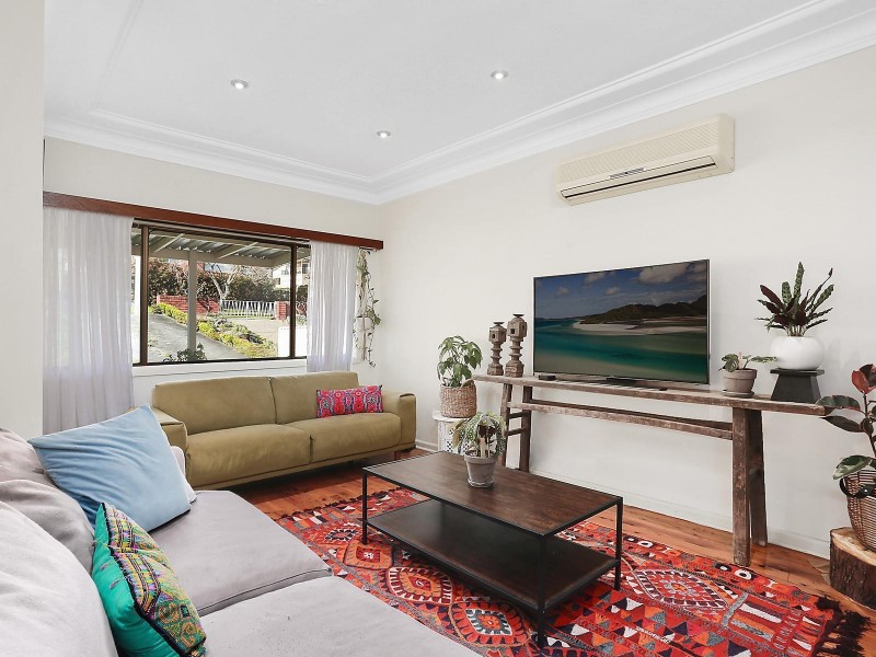 6 Byron Avenue, Ryde NSW 2112