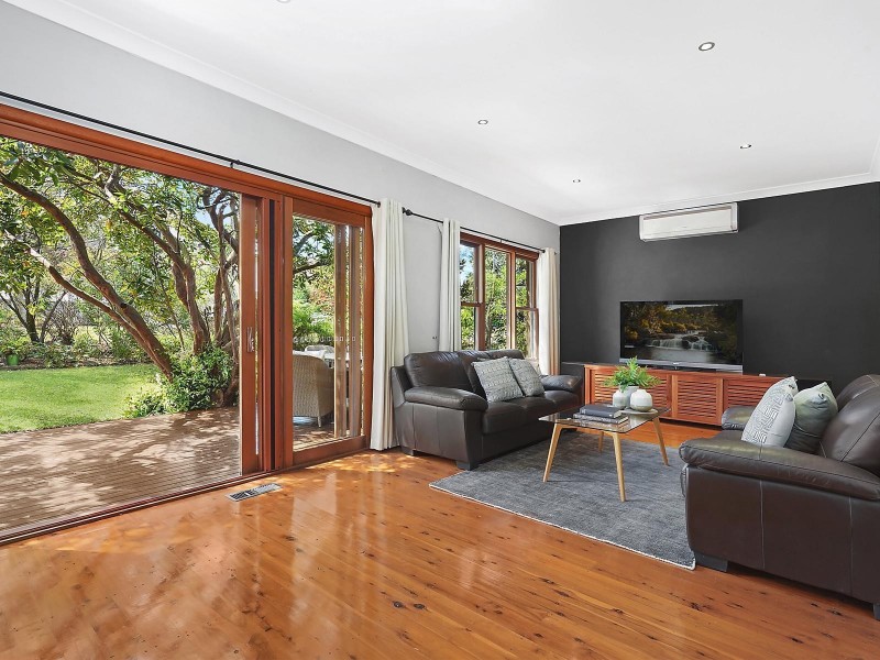 10 Salter Crescent, Denistone East NSW 2112