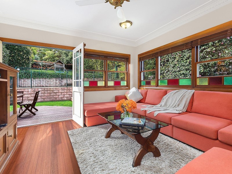 10 Sixth Avenue, Denistone NSW 2114