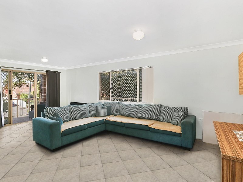 2/68 Reynolds Avenue, Bankstown NSW 2200