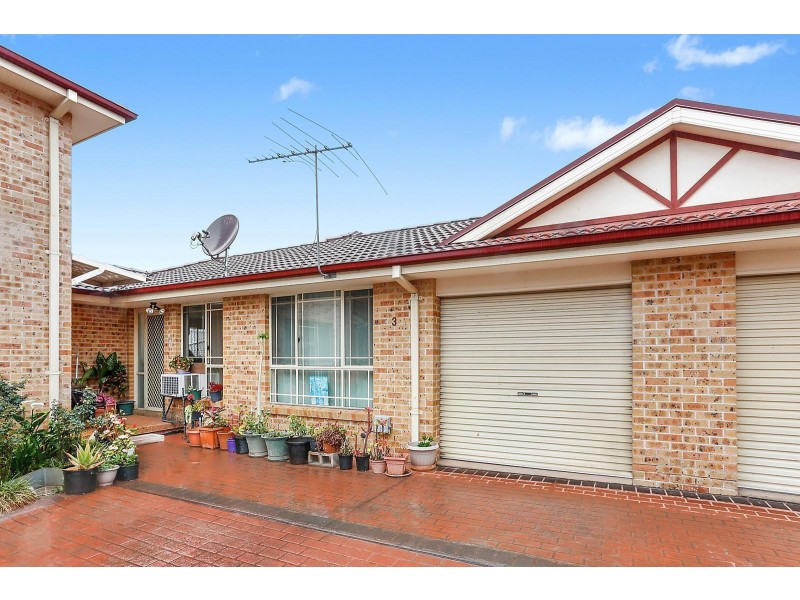 3/2 Galilee Close, Bossley Park NSW 2176