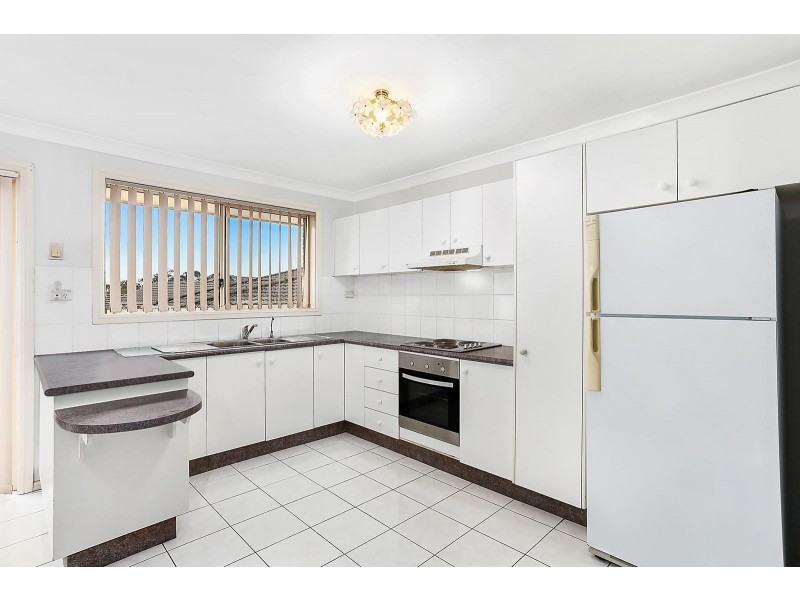 3/2 Galilee Close, Bossley Park NSW 2176