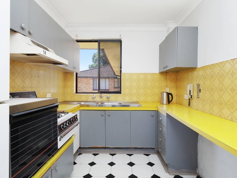 27/8 Hixson Street, Bankstown NSW 2200