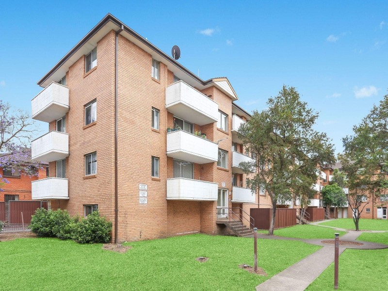 18/25 Hughes Street, Cabramatta NSW 2166
