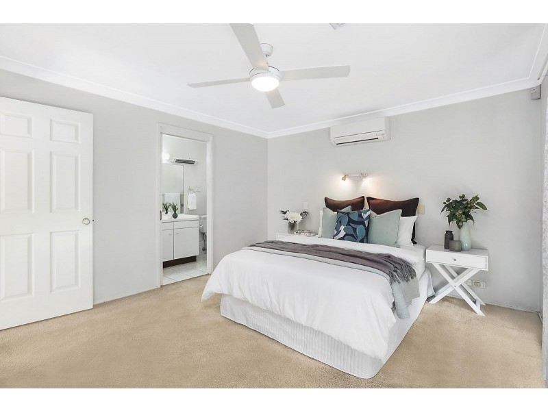 5 Chippenham Place, Chipping Norton NSW 2170