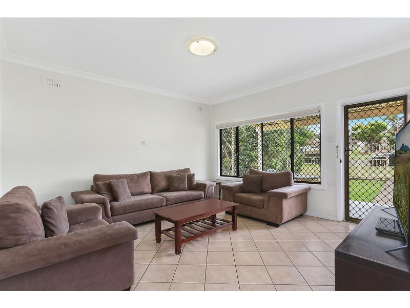 27 Winifred Street, Condell Park NSW 2200