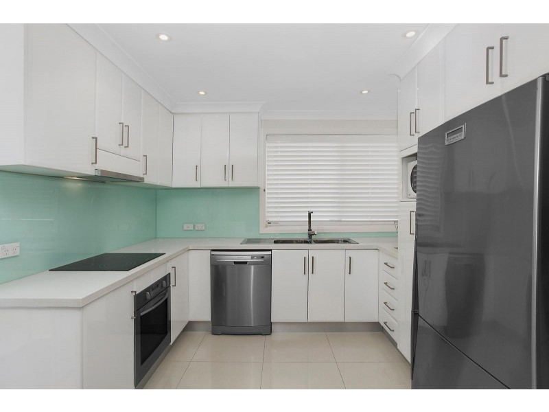 36 Amaroo Avenue, Georges Hall NSW 2198