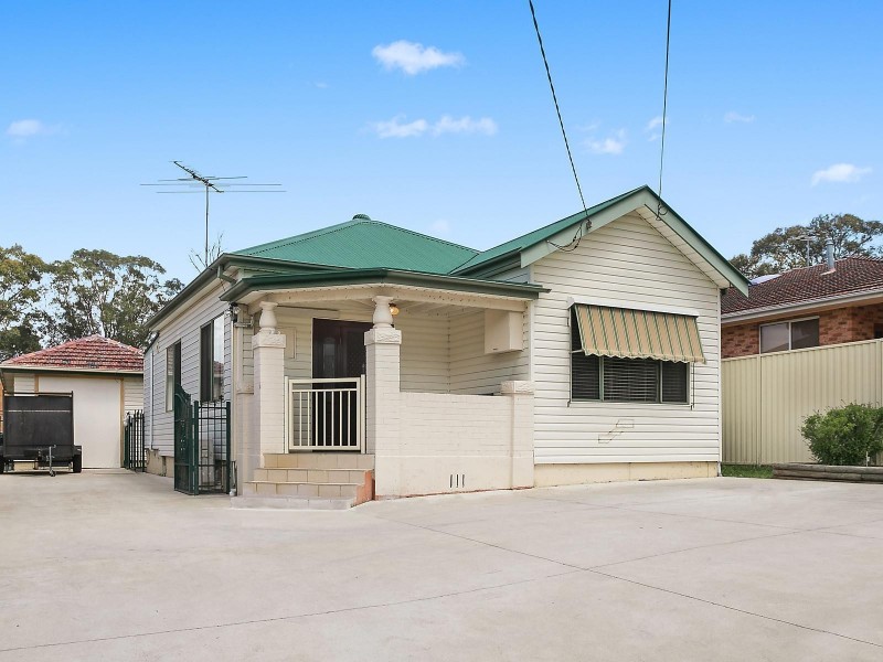 89 Rawson Road, Greenacre NSW 2190