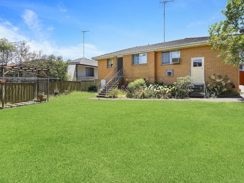 18 Marden Street, Georges Hall NSW 2198