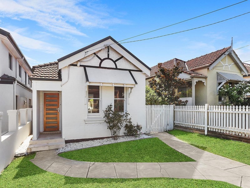 17 Carlyle Street, Enfield NSW 2136