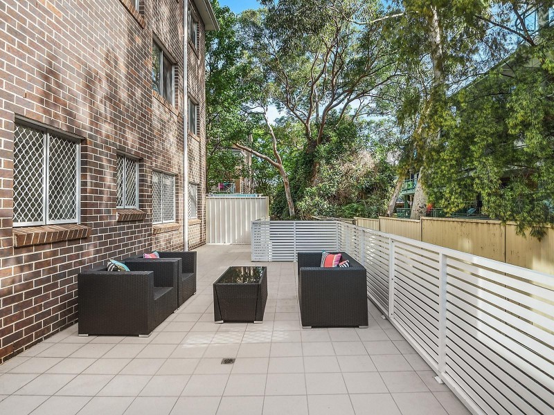 8/58 Cairds Avenue, Bankstown NSW 2200