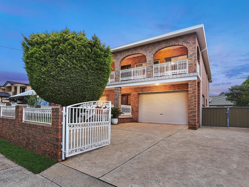 52 Linden Avenue, Punchbowl NSW 2196