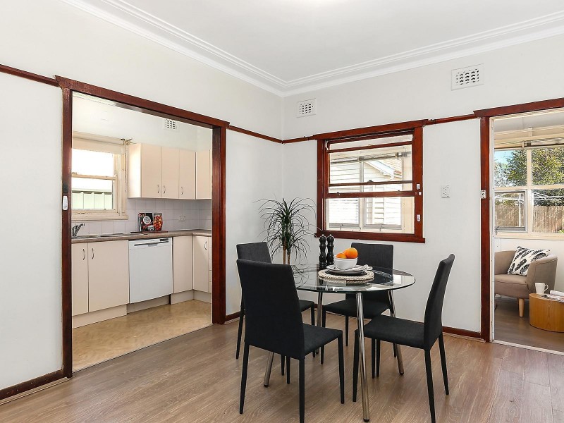 12 Rivenoak Avenue, Padstow NSW 2211