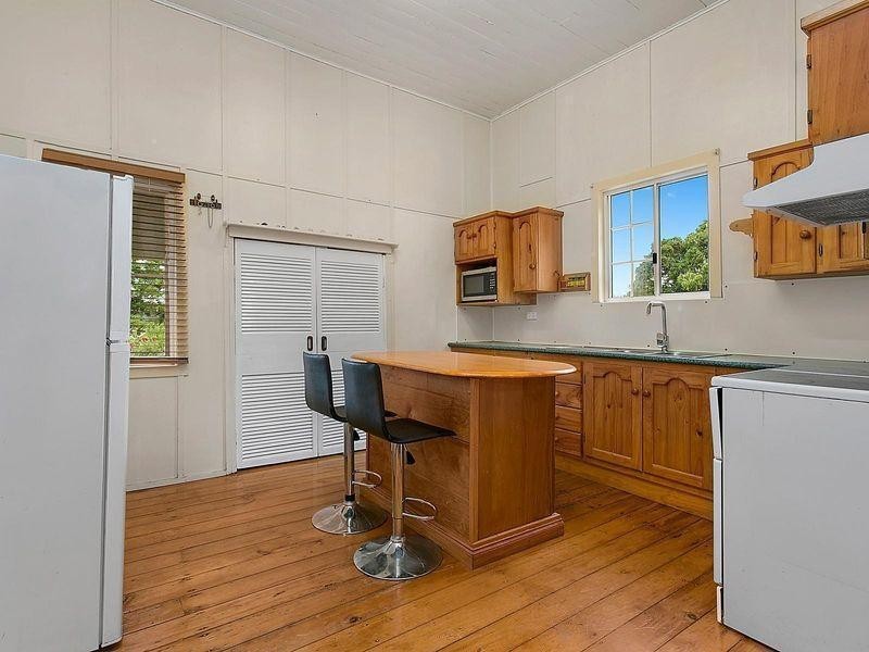 10 Canovan Street, Berserker QLD 4701