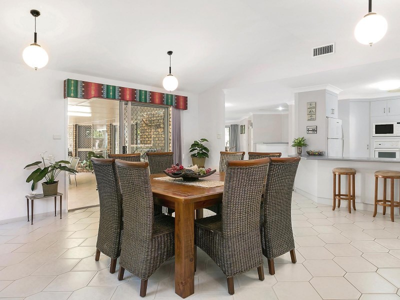 8 Lange Street, Frenchville QLD 4701