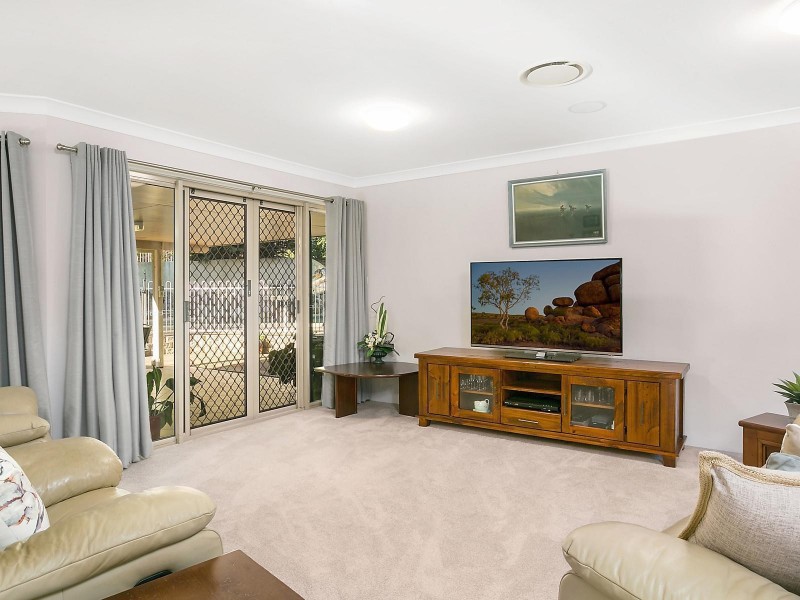 8 Lange Street, Frenchville QLD 4701