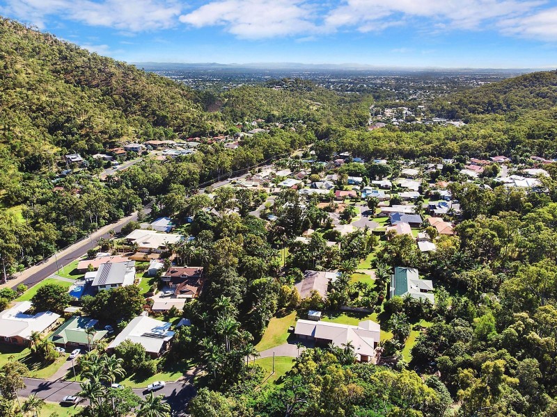 8 Lange Street, Frenchville QLD 4701