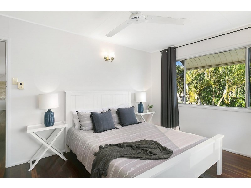 69 Gray Street, Park Avenue QLD 4701