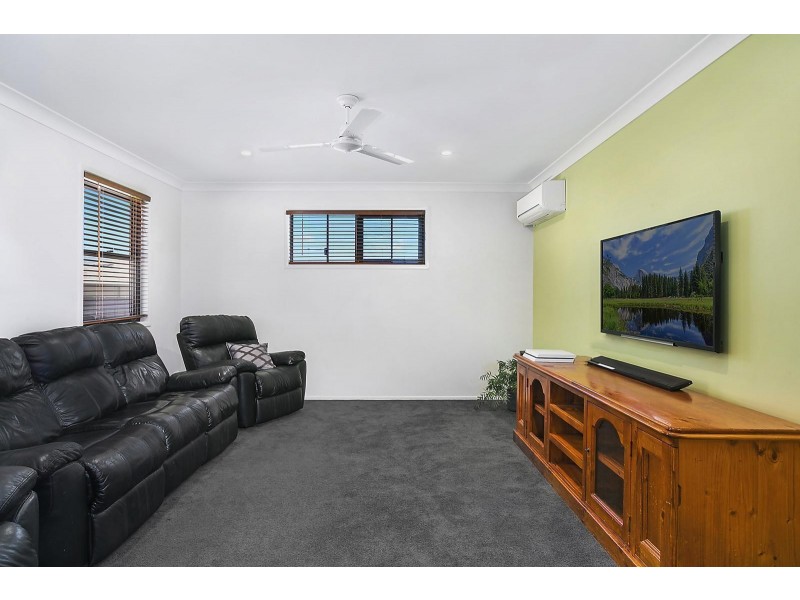 17 Hodda Drive, Kawana QLD 4701