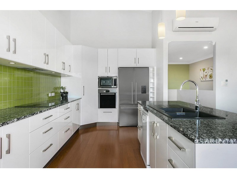 17 Hodda Drive, Kawana QLD 4701