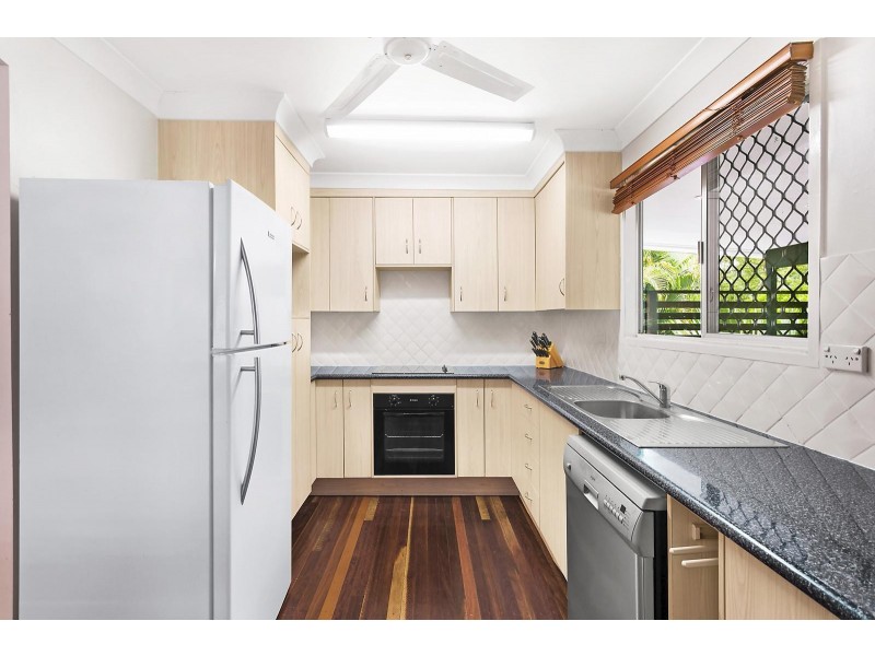 17 Macarthur Street, Koongal QLD 4701