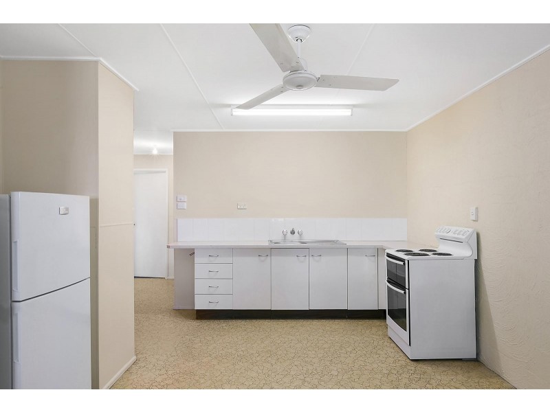 12 Macarthur Street, Koongal QLD 4701