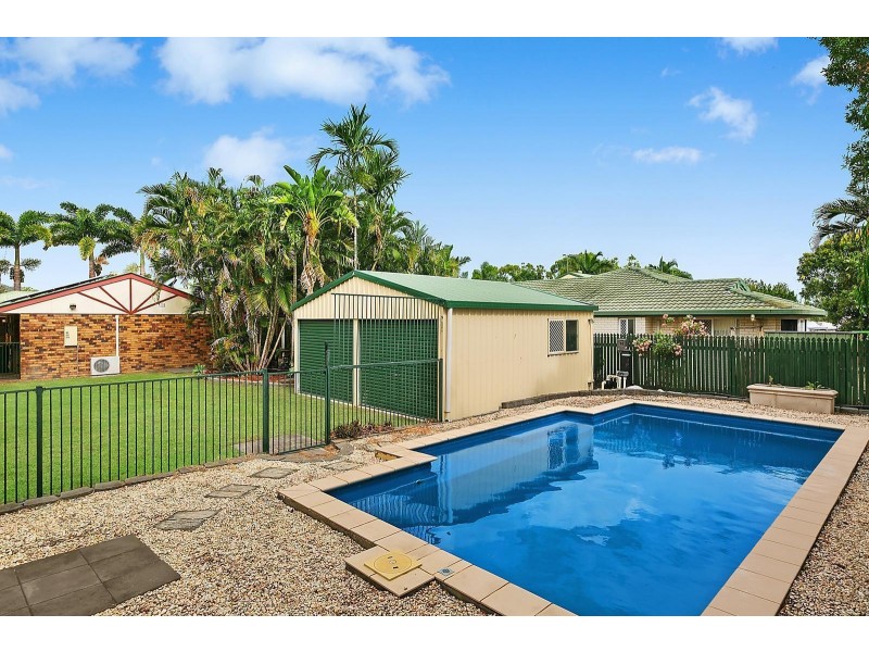 1 Hotham Close, Parkhurst QLD 4702