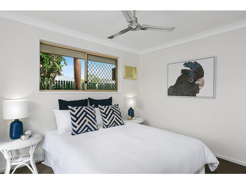 1 Hotham Close, Parkhurst QLD 4702