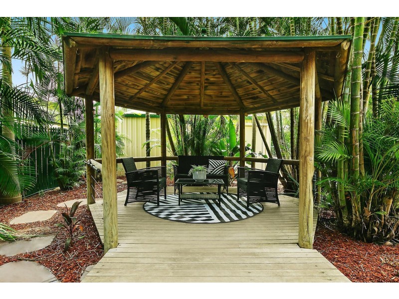 1 Hotham Close, Parkhurst QLD 4702
