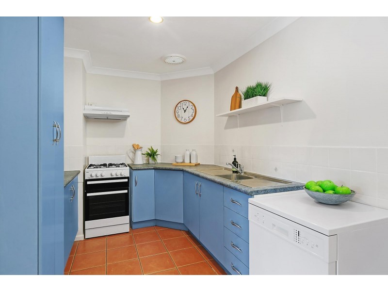 1 Hotham Close, Parkhurst QLD 4702