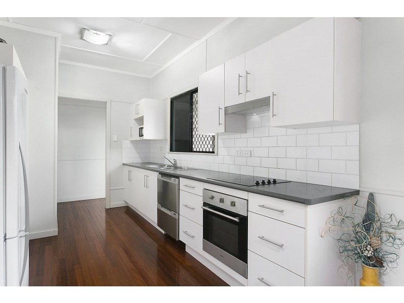 61 Oakley Street, Wandal QLD 4700