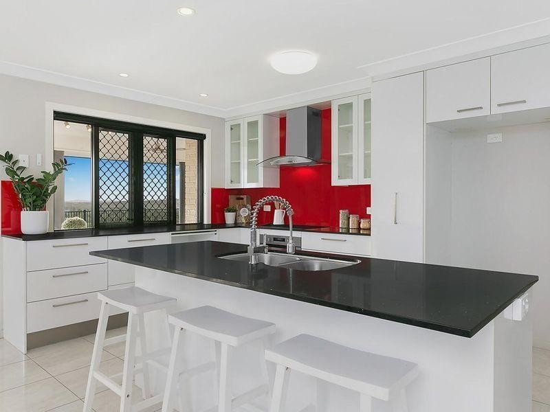 7 Connemara Drive, Kawana QLD 4701