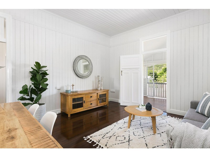 13 Mackay Street, Lakes Creek QLD 4701