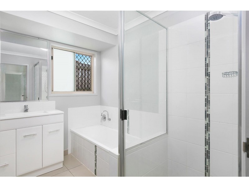 10 Doongarra Crescent, Gracemere QLD 4702