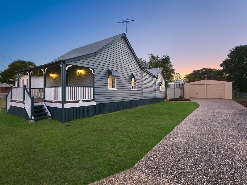 25 Linnett Street, Berserker QLD 4701