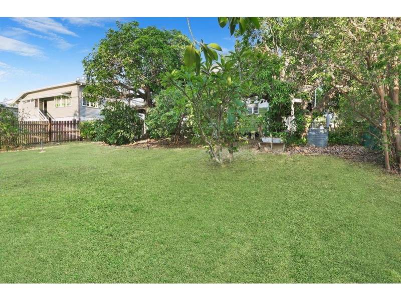 70 Pennycuick Street, West Rockhampton QLD 4700