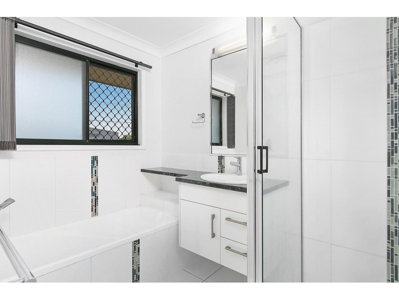 1 Alan Drive, Frenchville QLD 4701