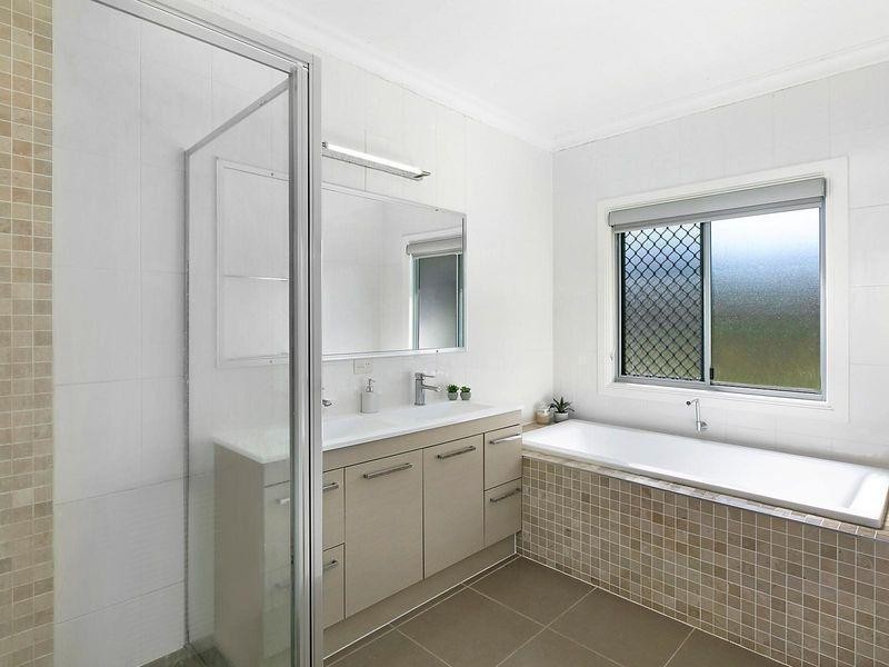 12 Richmont Drive, Bouldercombe QLD 4702