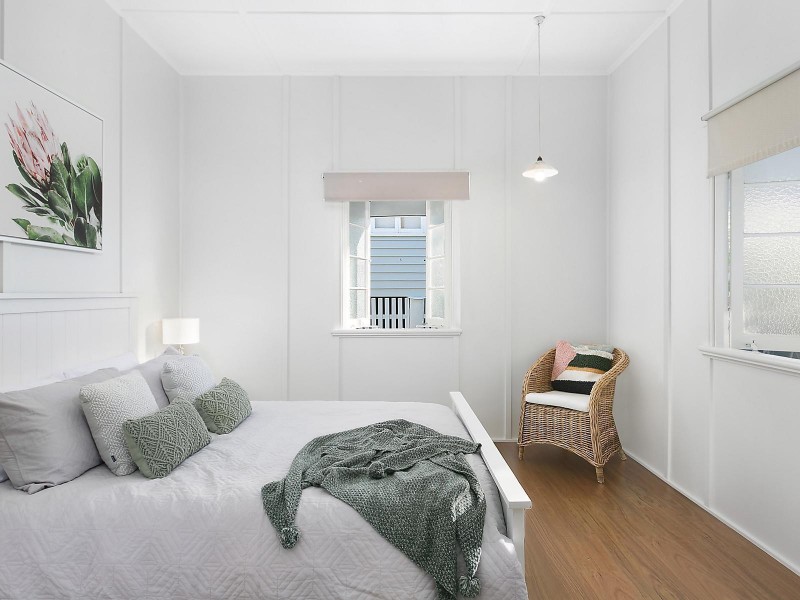 16 Underwood Street, Park Avenue QLD 4701