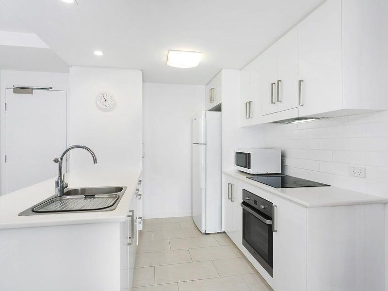 102/2-4 Victoria Parade, Rockhampton City QLD 4700