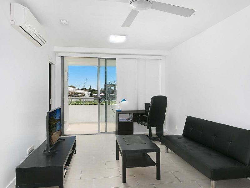 102/2-4 Victoria Parade, Rockhampton City QLD 4700