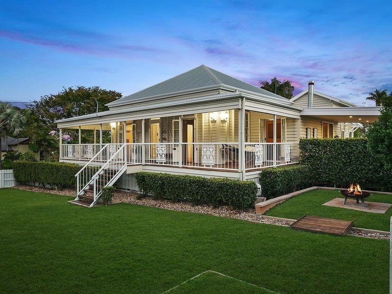 17 Brecknell Street, The Range QLD 4700