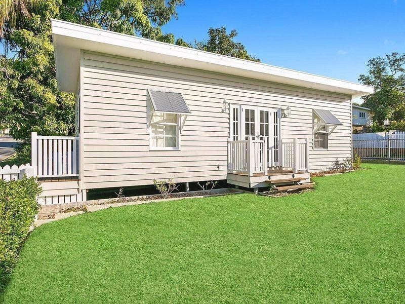 17 Brecknell Street, The Range QLD 4700