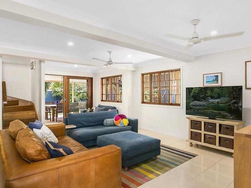 2 Wheatcroft Street, The Range QLD 4700