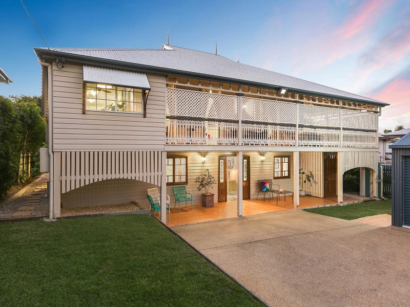 2 Wheatcroft Street, The Range QLD 4700