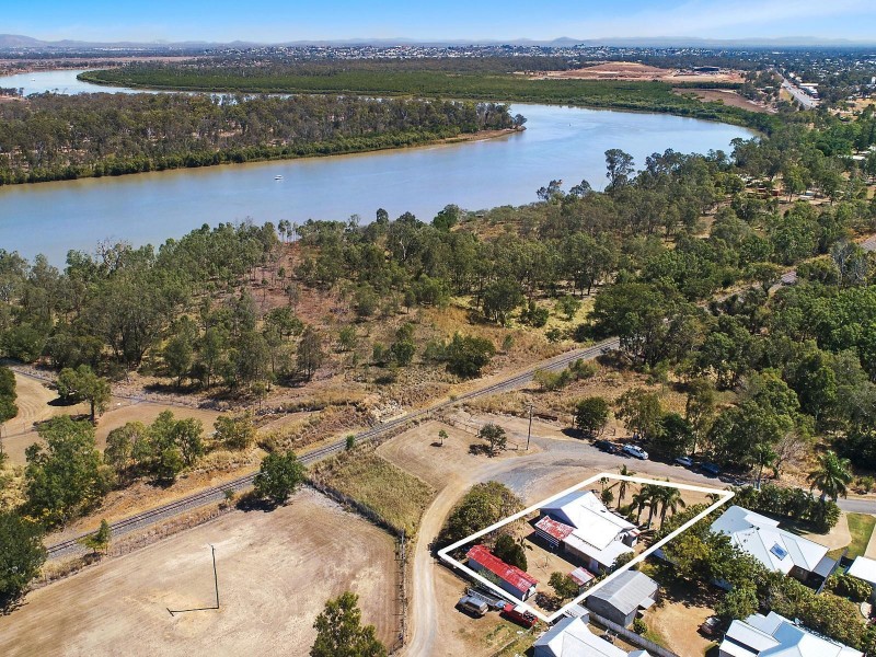 4 Cooper Street, Lakes Creek QLD 4701