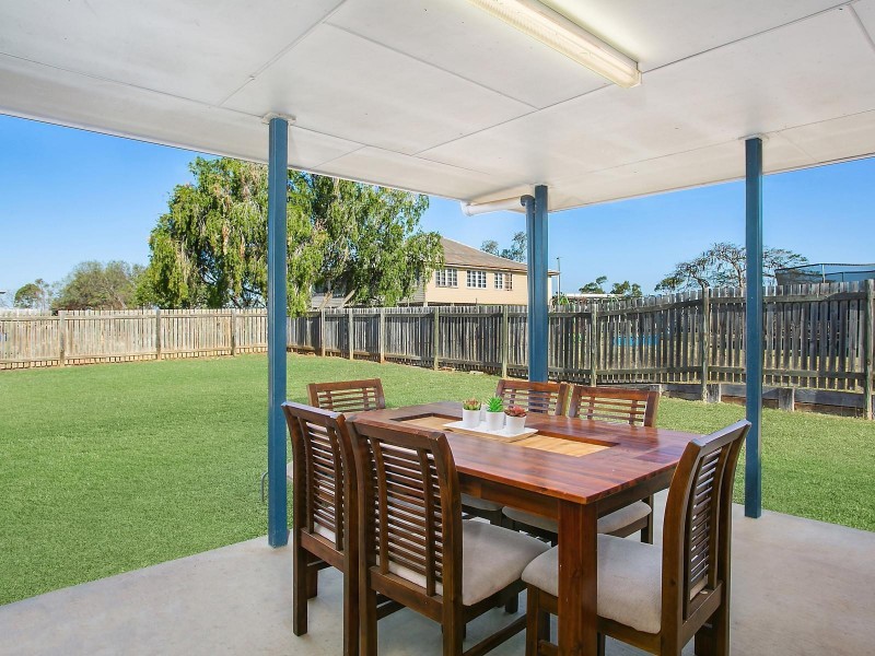 22 William Close, Gracemere QLD 4702