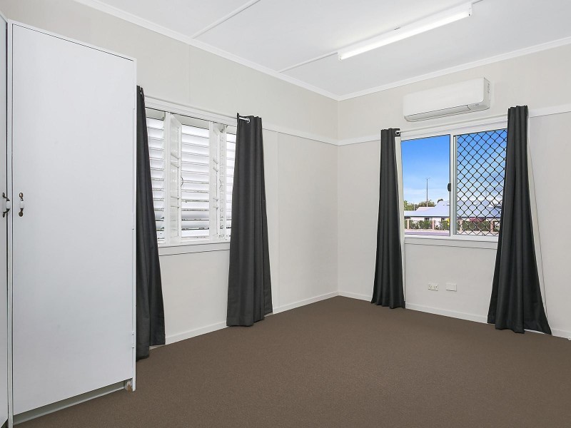 148 Glenmore Road, Park Avenue QLD 4701