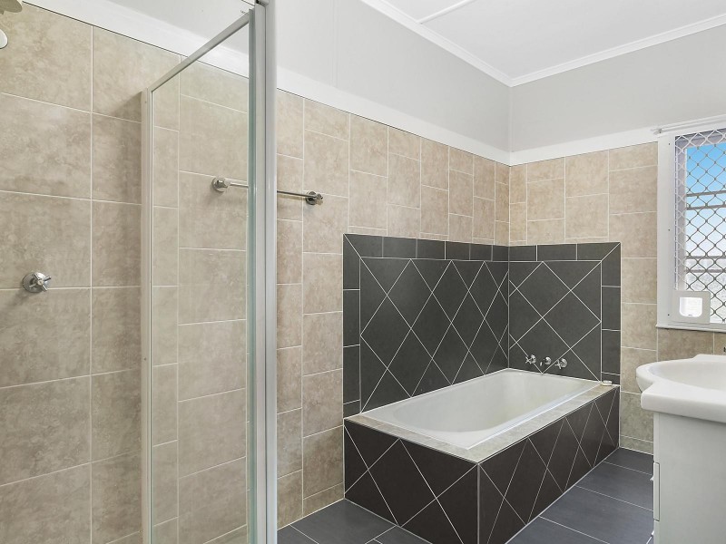 148 Glenmore Road, Park Avenue QLD 4701